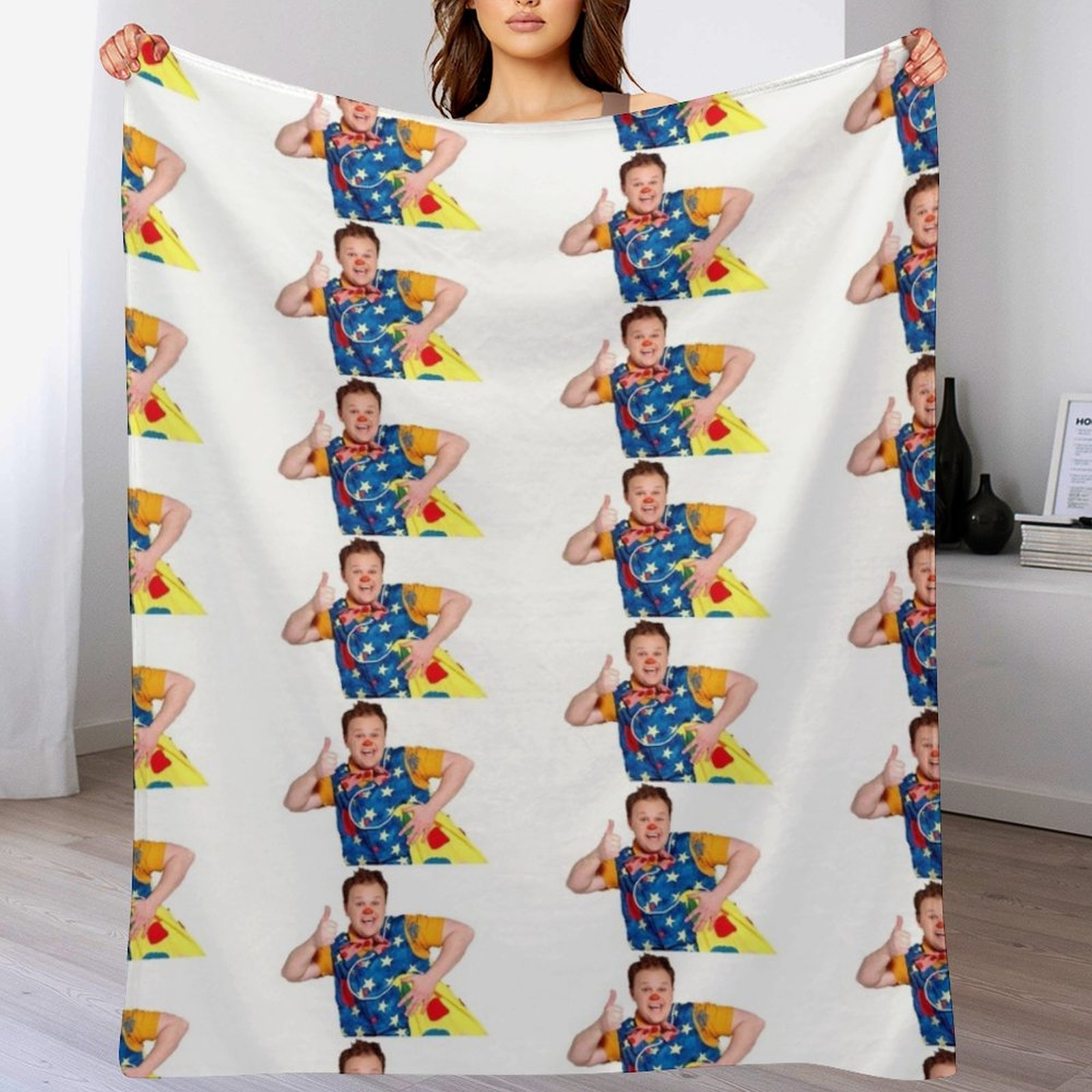 Mr Tumble Throw Blanket Cozy H - đánh giá và giá Christmas Throw Blanket